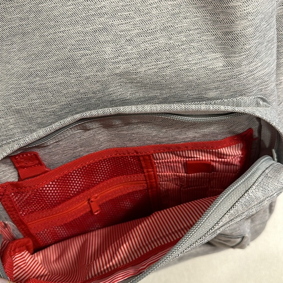 Sold - BNWT Herschel Backpack - Picture 7 of 7